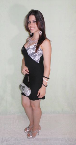 VESTIDO COM RENDA ref 005